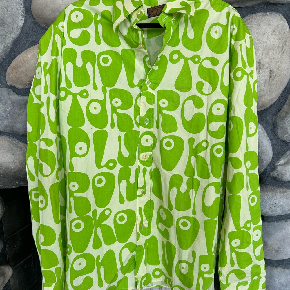 Casual Green and Cream Button Down Shirt with Abstract Patterns